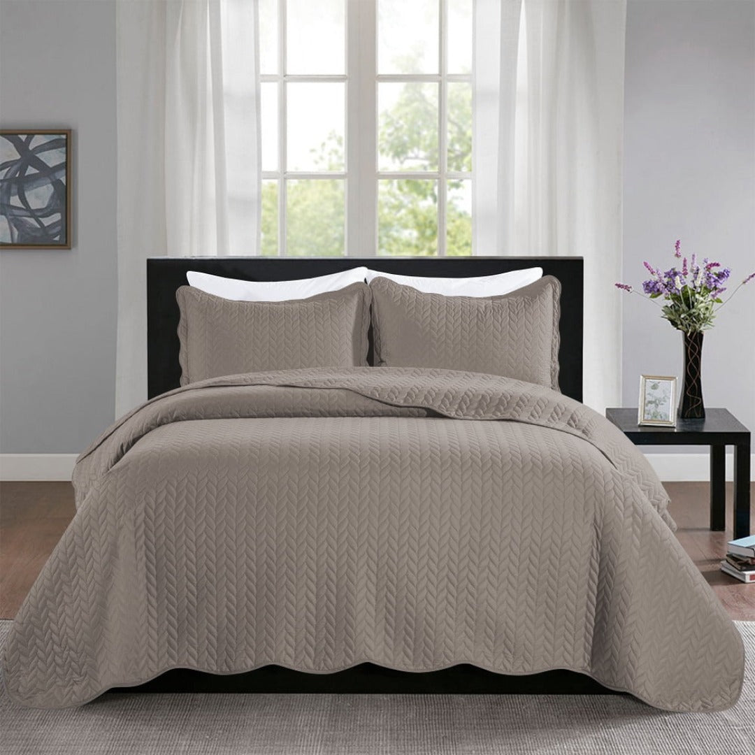 3 PCs Ultrasonic Quilted Bed Spread - Beige