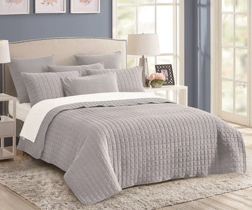 Diamond Quilted Bedspread _ Light Grey