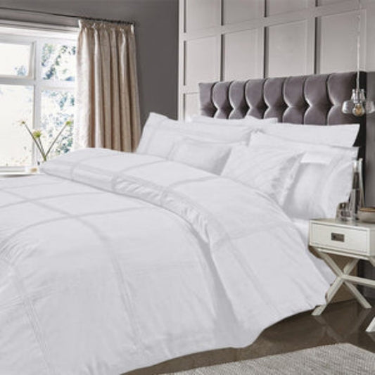 Luxury Pleated Duvet Set - White